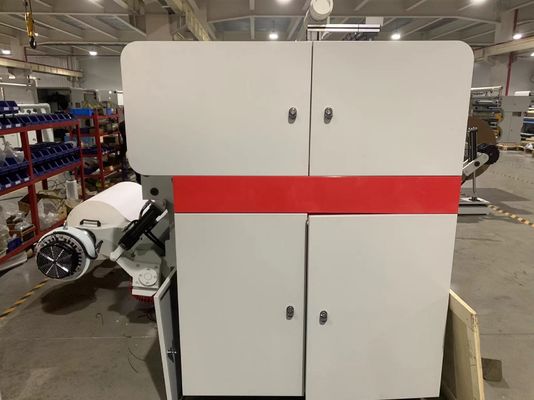 Macchina di taglio ad alta velocità di pellicola in PE controllata al computer 1300mm Tagliatrice di carta per etichette