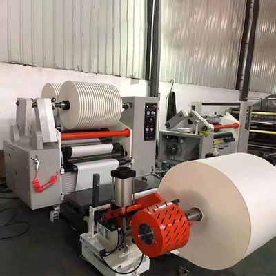 Macchina per tagliare la superficie del foglio di alluminio di carta