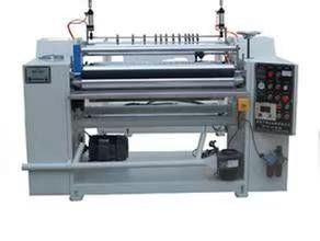 1.9M×1.45M 2.3M×1.7M Dimensione complessiva macchina per tagliare carta da cassa